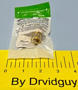 FIVE Watts A-123 Ander-Lign Compression Connector; 3/8" Comp x 3/8" MIP w/Insert - Picture 1 of 6