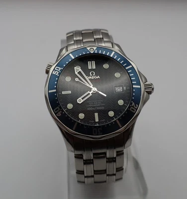 Juego completo Omega Seamaster Professional 300M 41 mm Co Axial 2220,80 esfera azul onda Foto 1 de 4