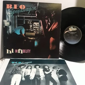 REO Speedwagon Hi Infidelity 1980 Epic Records Ex VINYL LP w/Lyric Sleeve - Imagen 1 de 8