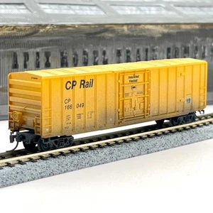 Micro-Trains 27180 N Scale Canadian Pacific 50ft Rib Side Boxcar Lite Weathered - Picture 1 of 10
