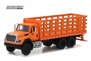 Greenlight 45020-B 2017 International Workstar Stake Truck 1/64 orange - Bild 1 von 2