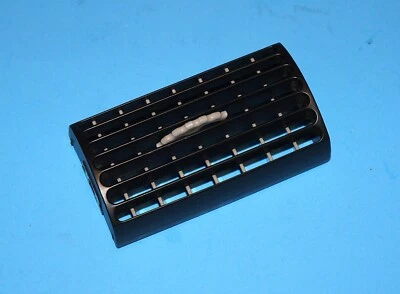 1993-1998 LINCOLN MARK VIII OEM DASH AIR VENT LOUVER - COLOR BLACK - Image 1 of 4