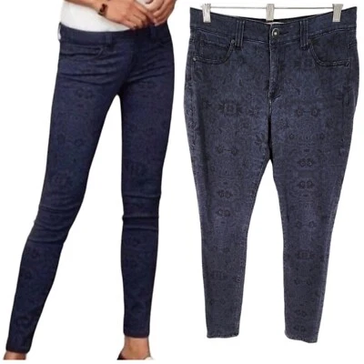 Cabi Lace Print Curvy Skinny Jeans Navy Blue Black Soft Power Stretch 6 - Image 1 of 4