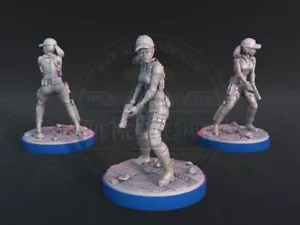 Chris and Jill - Resident Evil Survivors miniatures for tabletop and boardgames - Imagen 1 de 6