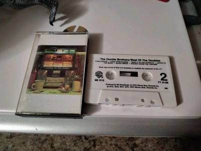 VTG ✅ Best Of The Doobies - The Doobie Brothers ✅ Cassette Tape ✅ 1976 ✅ Rock - Image 1 of 2