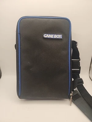 老式任天堂 Game Boy 手提箱黑色二手和清洁分类插入外观 — 第 1/4 张图片