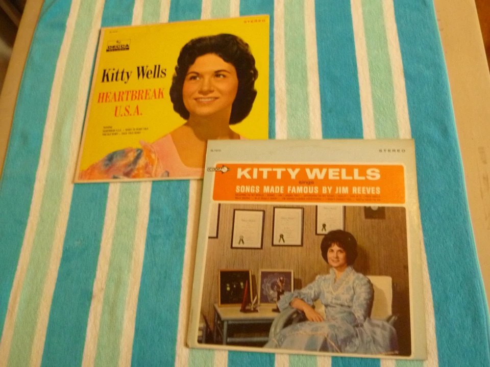 Lot of 2 KITTY WELLS LP'S Heartbreak U.S.A. & Songs Made Famous By Jim Reeves - Imagem 1 de 1