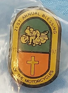 21st Annual Blessing Of The Motorcycles 1997 pasador totalmente nuevo en bolsa original - Imagen 1 de 4