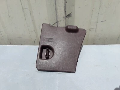 Оригинальная крышка дверного предохранителя для салона универсала Honda Accord 1990-1993 годов выпуска - Изображение 1 из 4