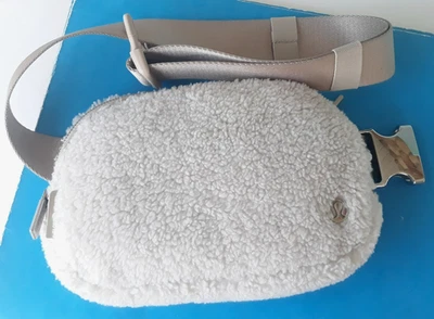 Lululemon Everywhere Belt Bag 1L Plush Fleece Fuzzy Athleisure Bone/Silver ~NICE - Image 1 of 4