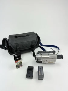 Videocámara Sony Handycam CCD-TRV67 Hi8 8 mm disparo nocturno con estuche - Imagen 1 de 24