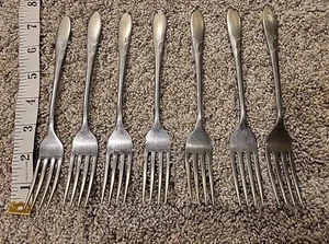 Set Of 7 Oneida Oneidacraft Deluxe DEBONAIR Stainless Dinner Forks 7 1/2" - Picture 1 of 10