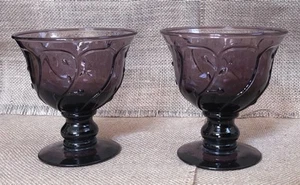 Juego de platos de postre vintage de vidrio de amatista púrpura para jardín núcleo oscuro de cabaña - Imagen 1 de 5