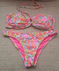 BNWOT Gorgeous Vibrant Multicoloured 2 Piece Floral Bikini Size 14/ 16 - Picture 1 of 3