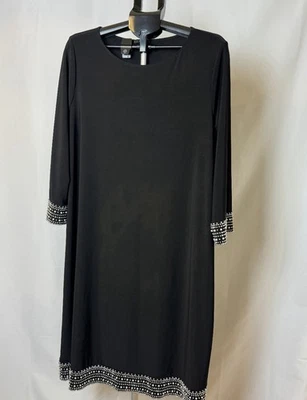 Женское черное коктейльное платье Tiana B. 2X Plus с украшенными рукавами 3/4 - Изображение 1 из 4