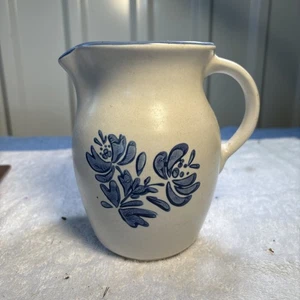 Vintage Pfaltzgraff YORKTOWNE Steinzeug kleiner Wasser/Milchkrug 32 Unzen 6,5" - Bild 1 von 4