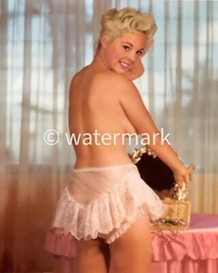 MODEL LISA WINTERS PIN UP - 8X10 PUBLICITY PHOTO - Imagen 1 de 1