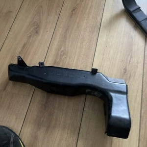 Mercedes Benz Vito 111 2011 W639 Luftkanalführung A6398310545 - Bild 1 von 3