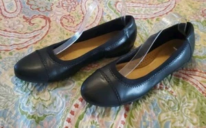 Clarks Collection Women's Size 9.5M Ultimate Comfort Black Leather Ballet Flats - Picture 1 of 7