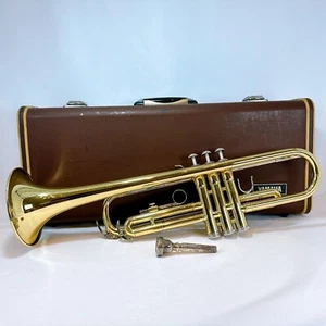 Yamaha YTR-2320E Bb Trumpet Brass Used with Hard Case and Mouthpiece - Picture 1 of 7