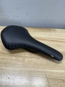 147mm (Regular) Fizik Antares 00 Carbon Rennrad Sattel 141g - Bild 1 von 10