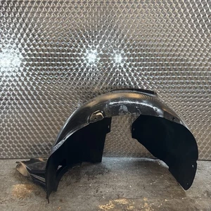 FRONT RIGHT WHEEL ARCH LINER - MUD GUARD SPLASH - VW SCIROCCO 2008-2017 GENUINE - Picture 1 of 20