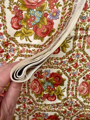 VTG Waverly Bonded Glosheen 100% Combed Cotton Rose Bouquet Floral Red Pink - Image 1 of 4