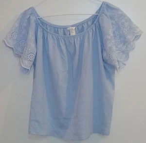 H&M Women’s Light Blue Eyelet off The Shoulder Shirt Medium Pre-Owned - Picture 1 of 4