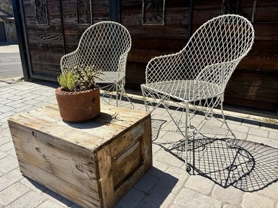 Set of French White Painted Iron Wire Tub Chairs - Image 1 of 4