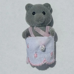 VTG 1985 Epoch TOMY Sylvanian Families baby girl gray bear Poppy Evergreen 2840 - Picture 1 of 4