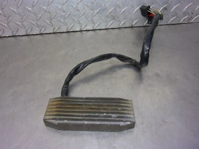 982 B SUZUKI INTRUDER VS 700 1986 OEM REGULADOR DE VOLTAJE RECTIFICADOR Foto 1 de 4