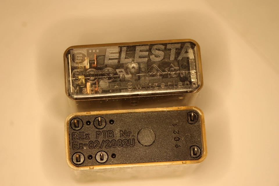 10 pcs relay no 360 safety relay Elesta SGR242 2 normally closed 10-18VDC 8A 250VAC - Image 1 of 1