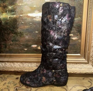 NWT Black Floral Shimmer & Shine High Flora Floral Pattern Boots - Size 12 W - Picture 1 of 14