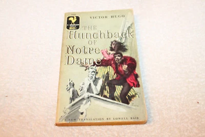 1956 The Hunchback of Notre Dame by Victor Hugo PB Trans by Lowell Bair Foto 1 de 4