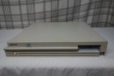 Hewlett Packard HP 712/100 Workstation A2615A - Image 1 of 4