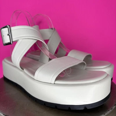 Sandália plataforma Zara couro alça larga robusta tamanho 41  - Imagem 1 de 4