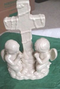 Angels Praying At The Cross. Iridescent Porcelain Figurine 7”. Fc - Picture 1 of 13