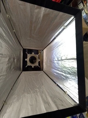 USED Bowens Luminair 80x100cm Softbox S Adapter & Speedring 2x diffusers grade B - Image 1 of 4