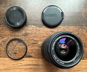 Lens Sigma UC 28-70mm 1:3.5-4.5 Auto Focus Zoom Lens & Caps, Filter - Picture 1 of 23