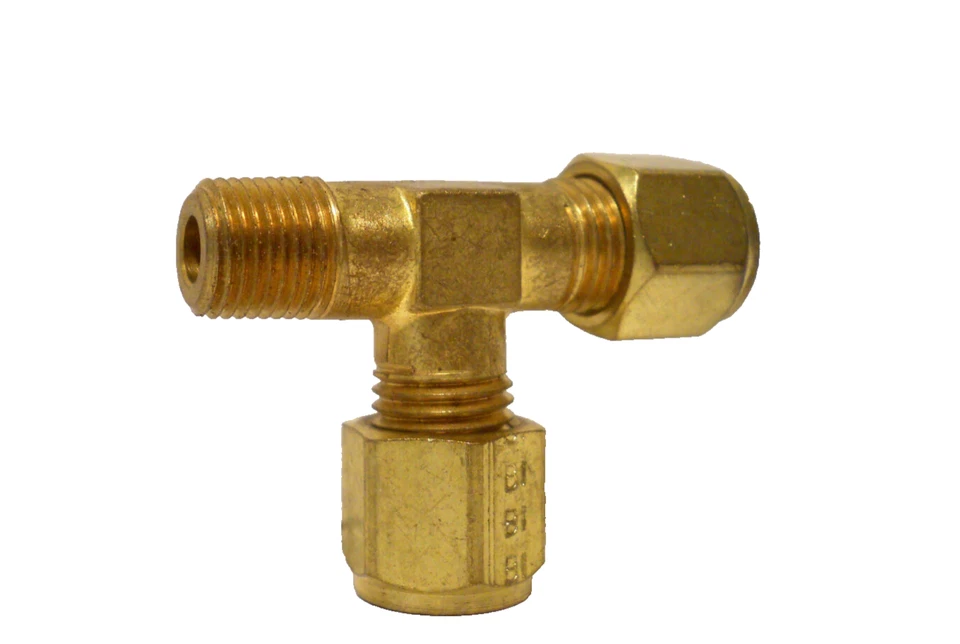 New Parker Brass 1/4" Tube x 1/4" CPI Tube x 1/8" NPT Male Run Tee, 4-2-4 RBZ-B - Image 1 of 4