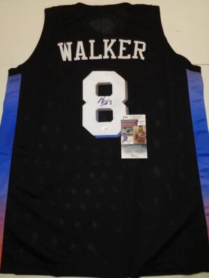 Camiseta deportiva estilo baloncesto personalizada Kemba Walker New York Knicks certificado de autenticidad JSA Foto 1 de 3