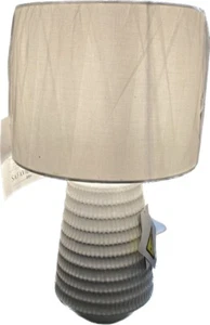 Safavieh Table Lamp - Picture 1 of 3