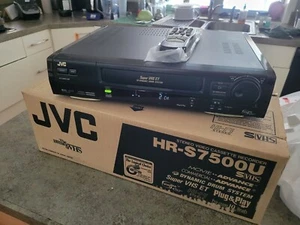 JVC HR-S7500U SUPER VHS S-VHS ET PROFESSIONAL VCR WORKS 4 VIDEO TRANSFER TO DVD - Picture 1 of 2