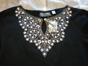 Bob mackie wearable art Ladies Jumper S Black Embroidered Flowers Diamante - Picture 1 of 5