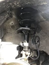 Torre de apoio de suspensão dianteira para motorista/passageiro Toyota Rav4 2007-2011 testada pelo fabricante de equipamento original  - Imagem 1 de 3