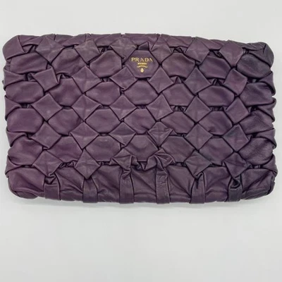 Bolso clutch de cuero genuino Prada genuino Foto 1 de 4