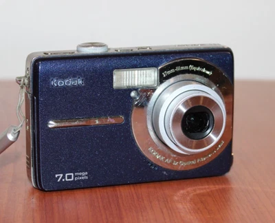 Cámara digital Kodak EasyShare M753 PROBADA VIENE CON BATERÍA TARJETA SD SIN CARGADOR. Foto 1 de 4