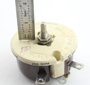 Nuova Qtà 1 TRU-OHM Reostato Tipo R100 R 250 Ohm .63 AMP 300 VOLT 100 W 1966 - Foto 1 di 15