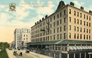 Aragon Hotel und Forsyth Street in der Innenstadt von Jacksonville Florida mit Pferden - Bild 1 von 1