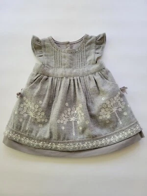 Baby girl beautiful wool embroidered crystal detail dress 0-3 months - Image 1 of 4